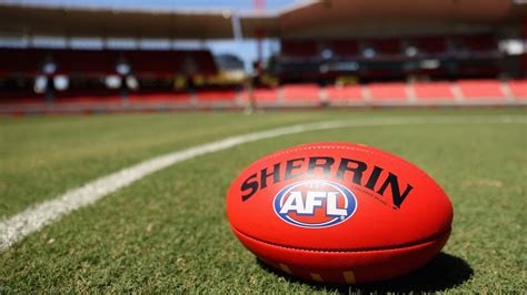 afl scandal photos|AFL investigating as 45 players caught up in nude picture ...